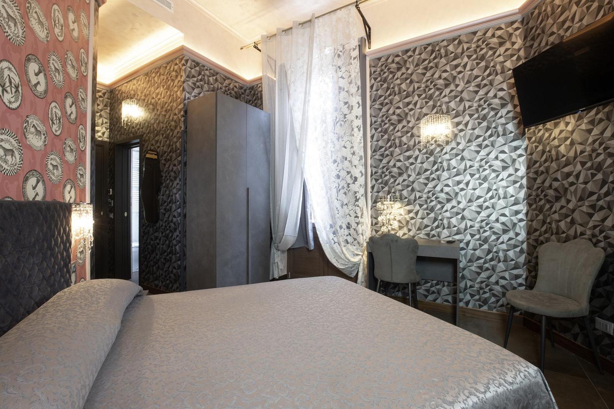 Hotel Antica Dimora Delle Cinque Lune Rome
